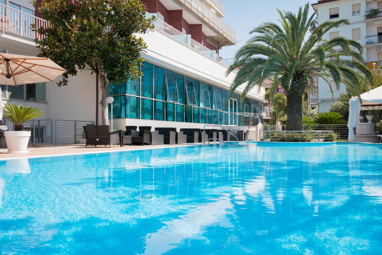 Hotel Haus Charlotte San Benedetto del Tronto Luaran gambar