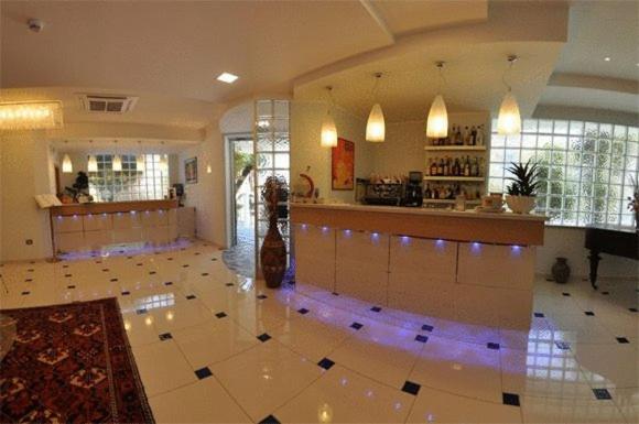 Hotel Haus Charlotte San Benedetto del Tronto Luaran gambar