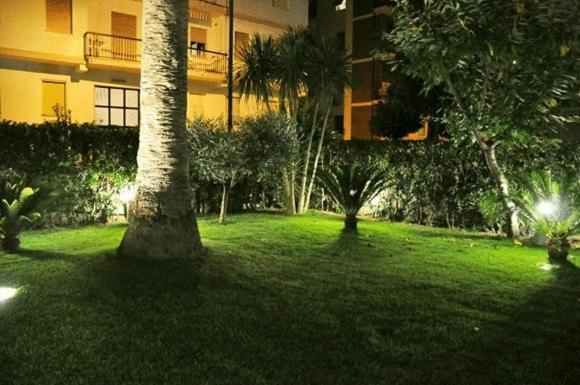 Hotel Haus Charlotte San Benedetto del Tronto Luaran gambar
