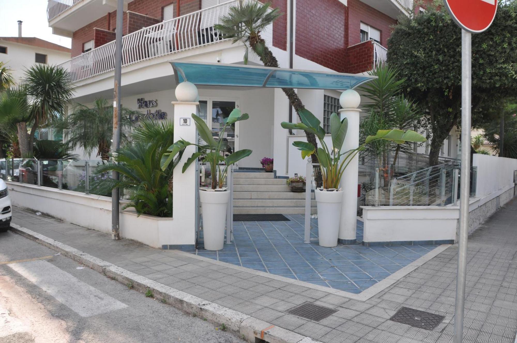 Hotel Haus Charlotte San Benedetto del Tronto Luaran gambar
